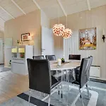 Hwiting - 200m From The Sea By Interhome *
