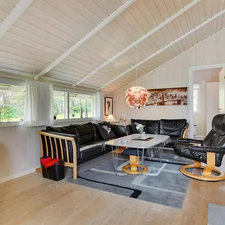 Hwiting - 200m From The Sea By Interhome *