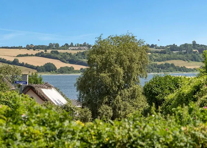 Hwiting - 200m From The Sea By Interhome *